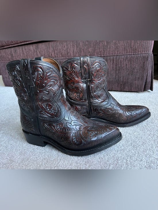 Frye Shoes - Price is firm- Frye 7 tooled western cowboy cowgirl ankle boots